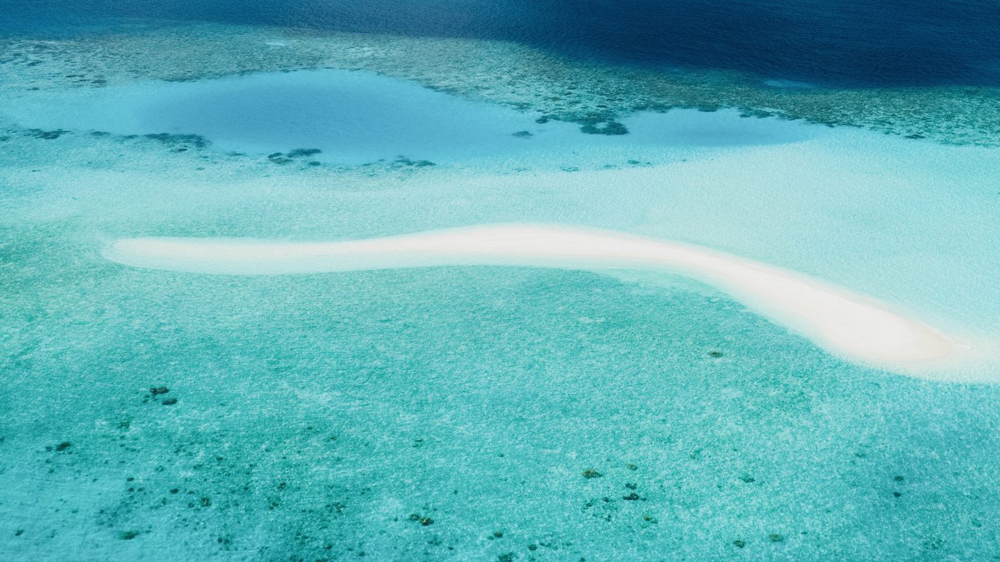 Sandbank picnic